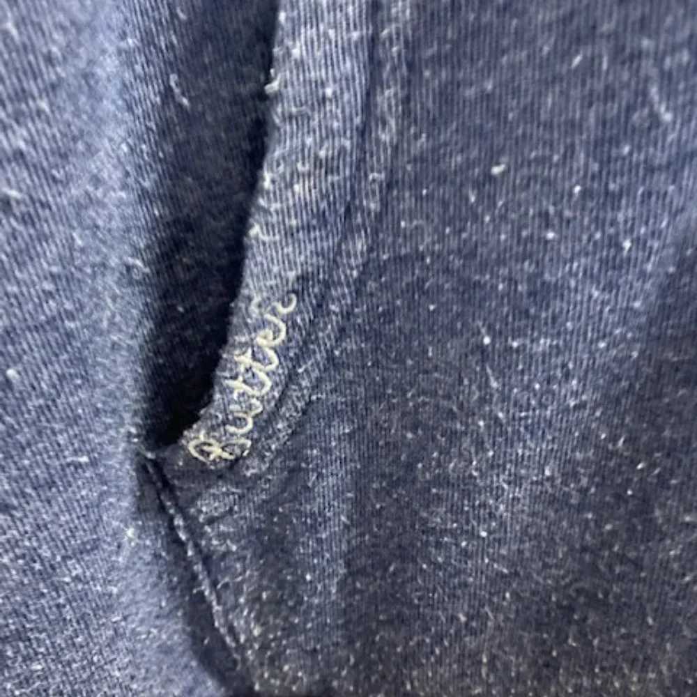 butter sweater - Picture 5 of 5
